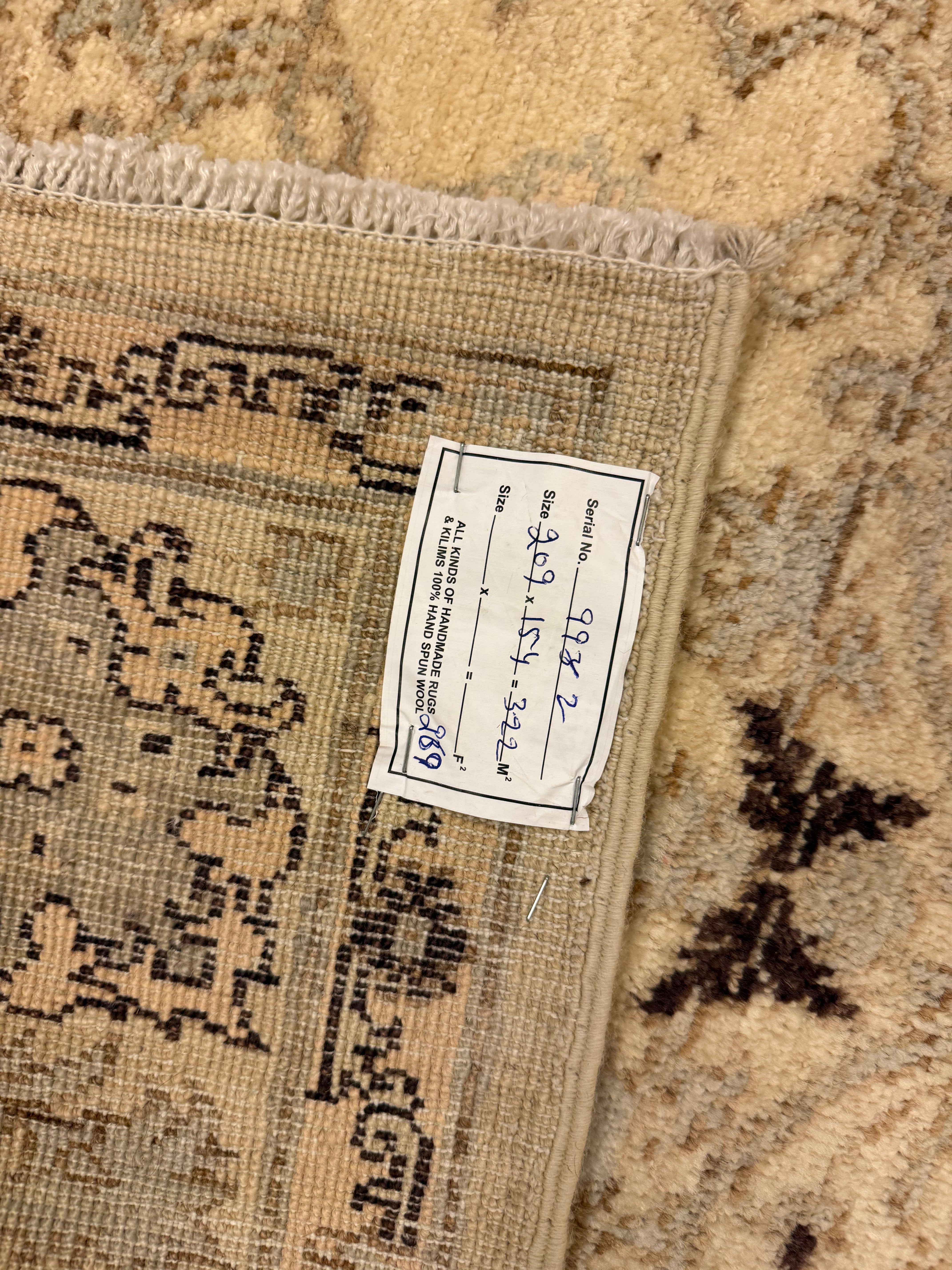 FIJN USHAK 154 X 209 CM