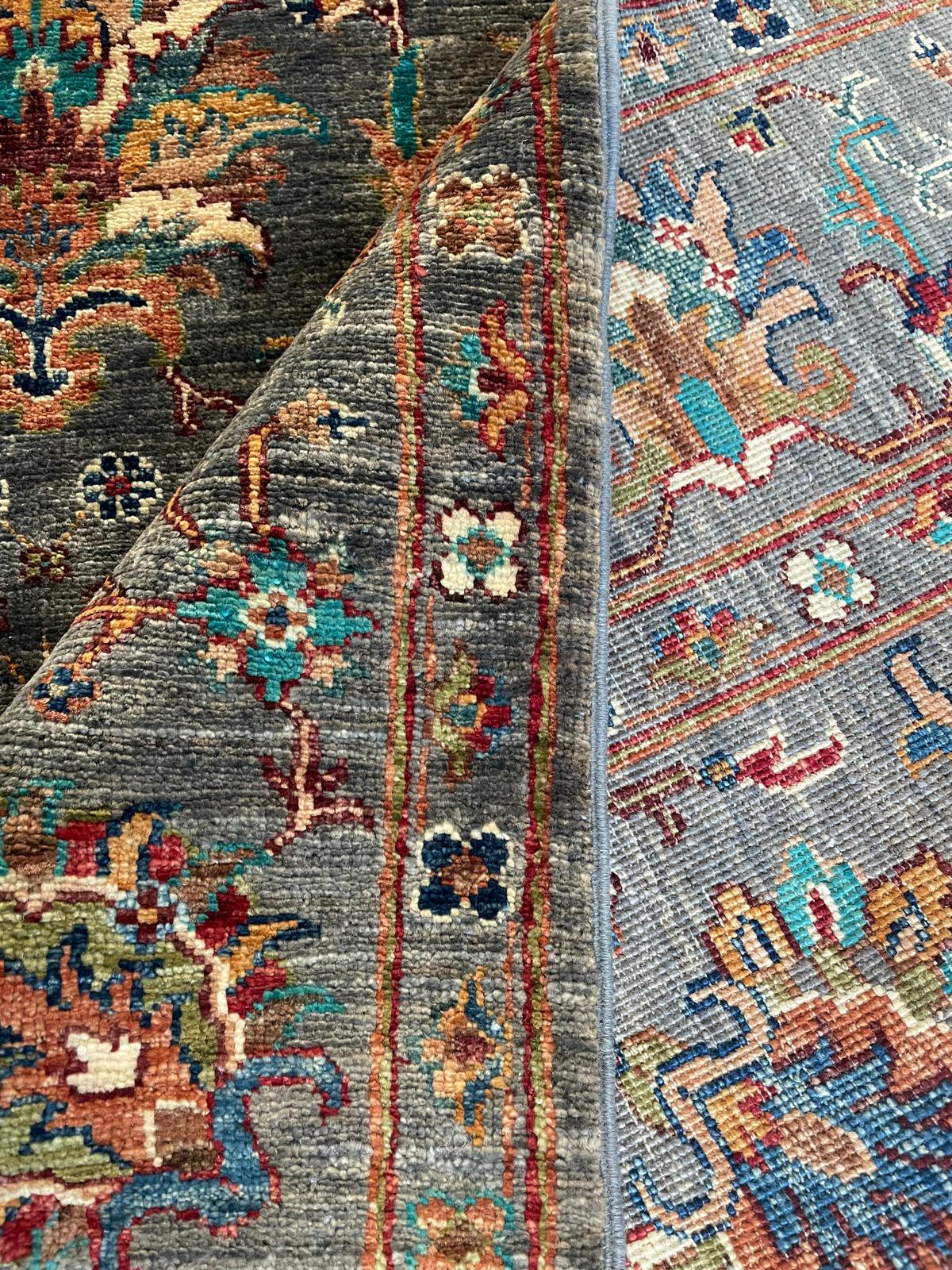 AFGHAANSE SULTENI 174 x 245 CM