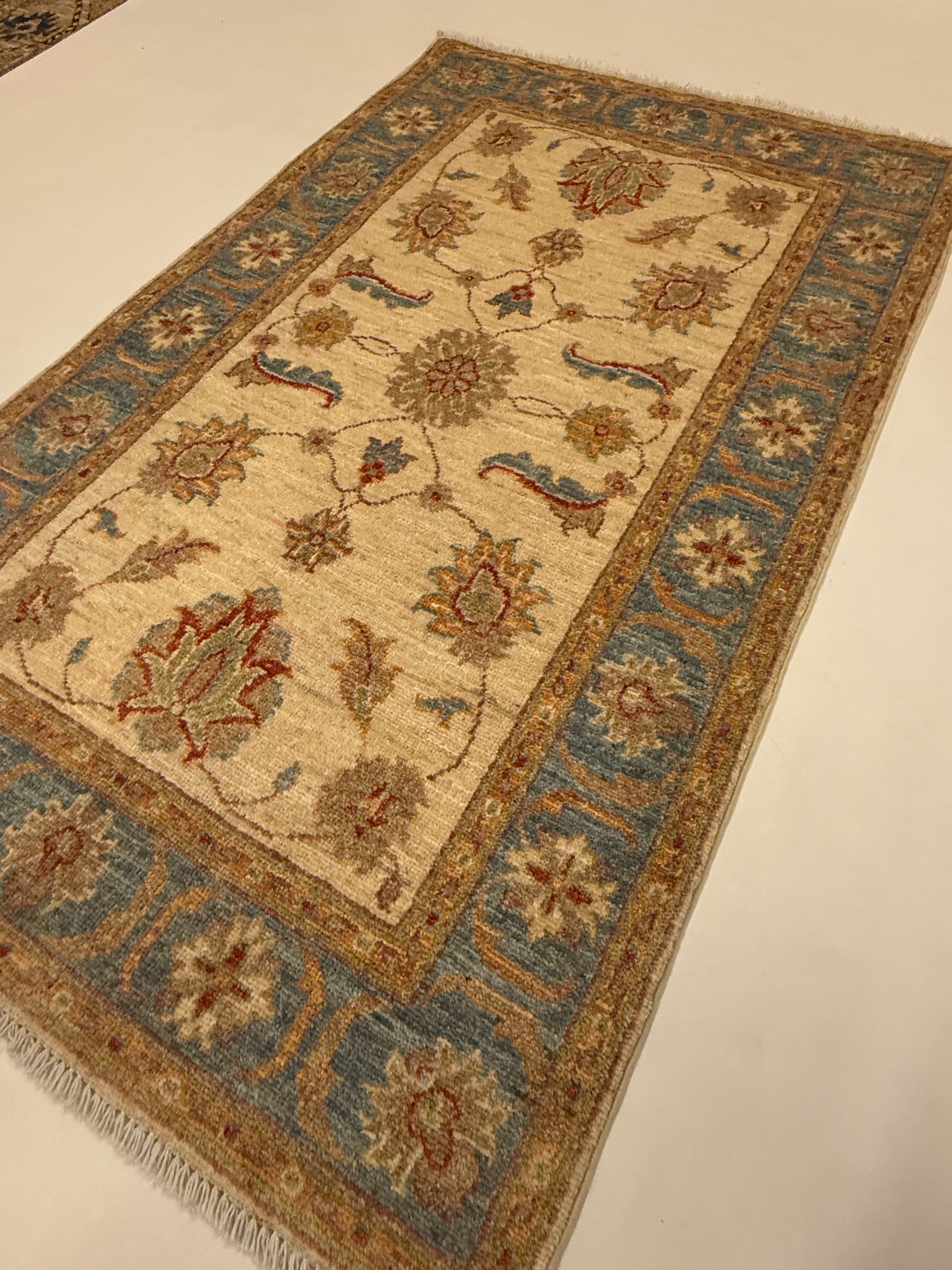 FARAHAN ZIEGLER 81 x 132 CM