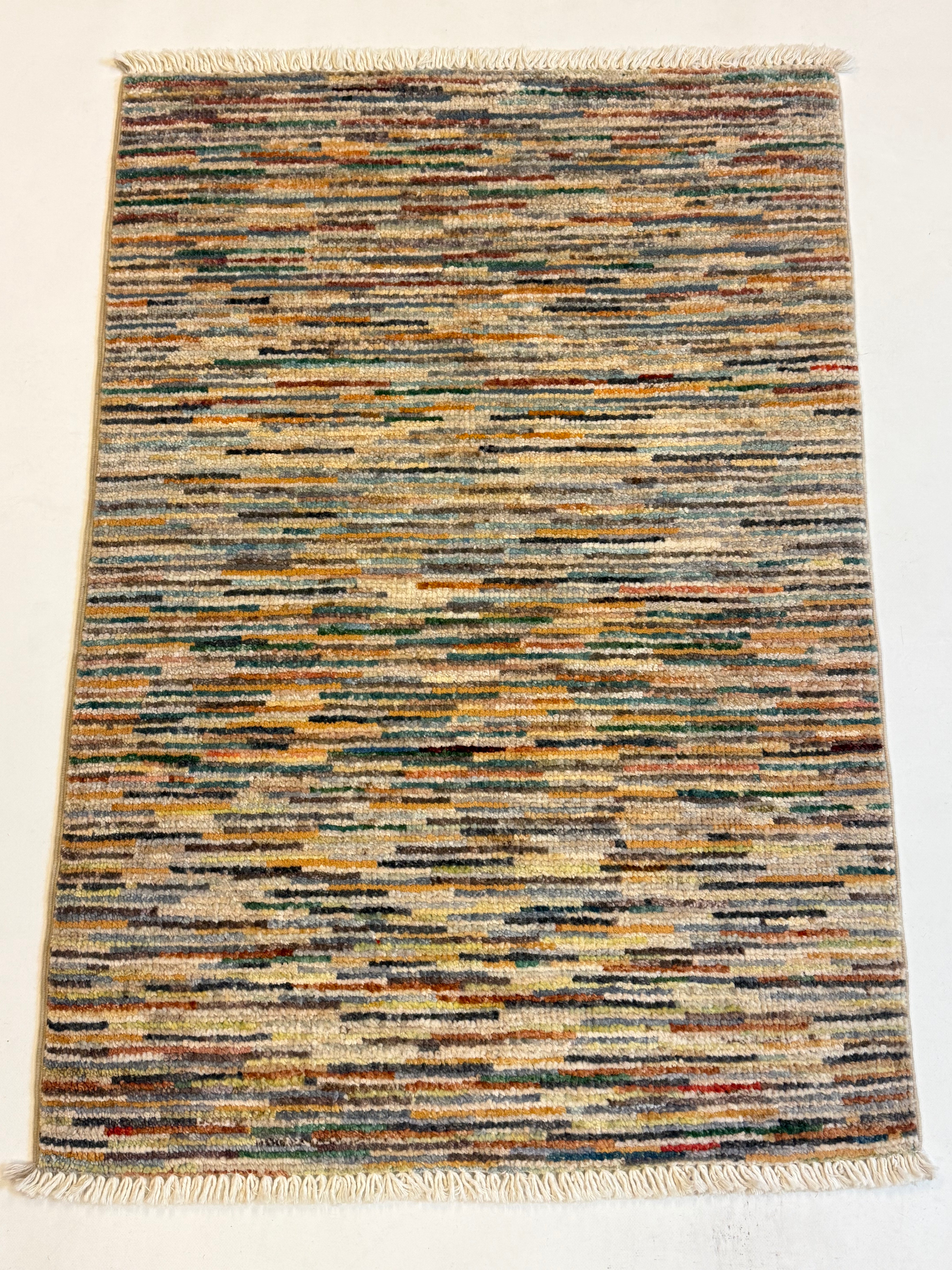 LINE GABBEH 63 x 91 CM