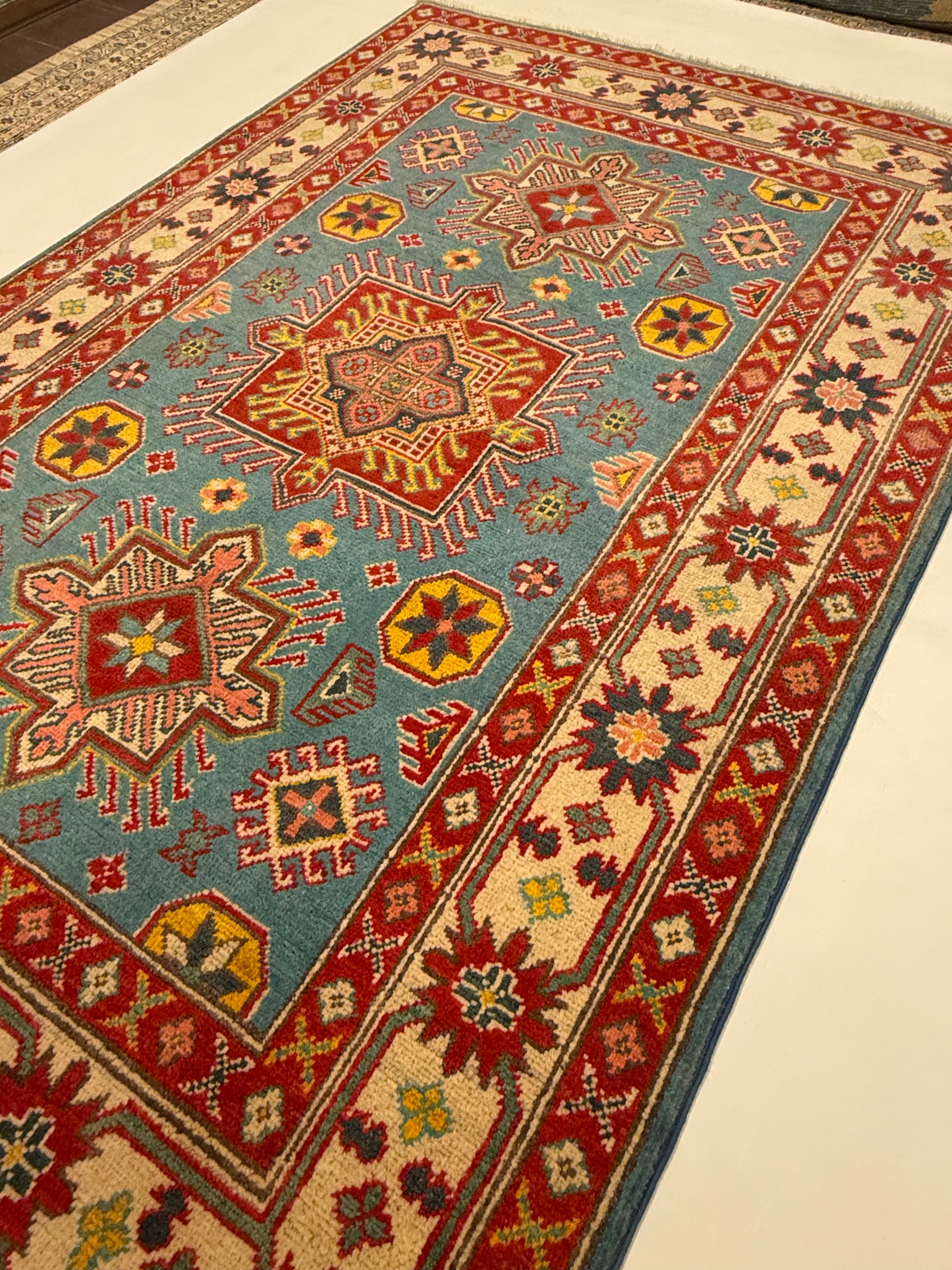 Kazak Tapijt 121 x 188 CM