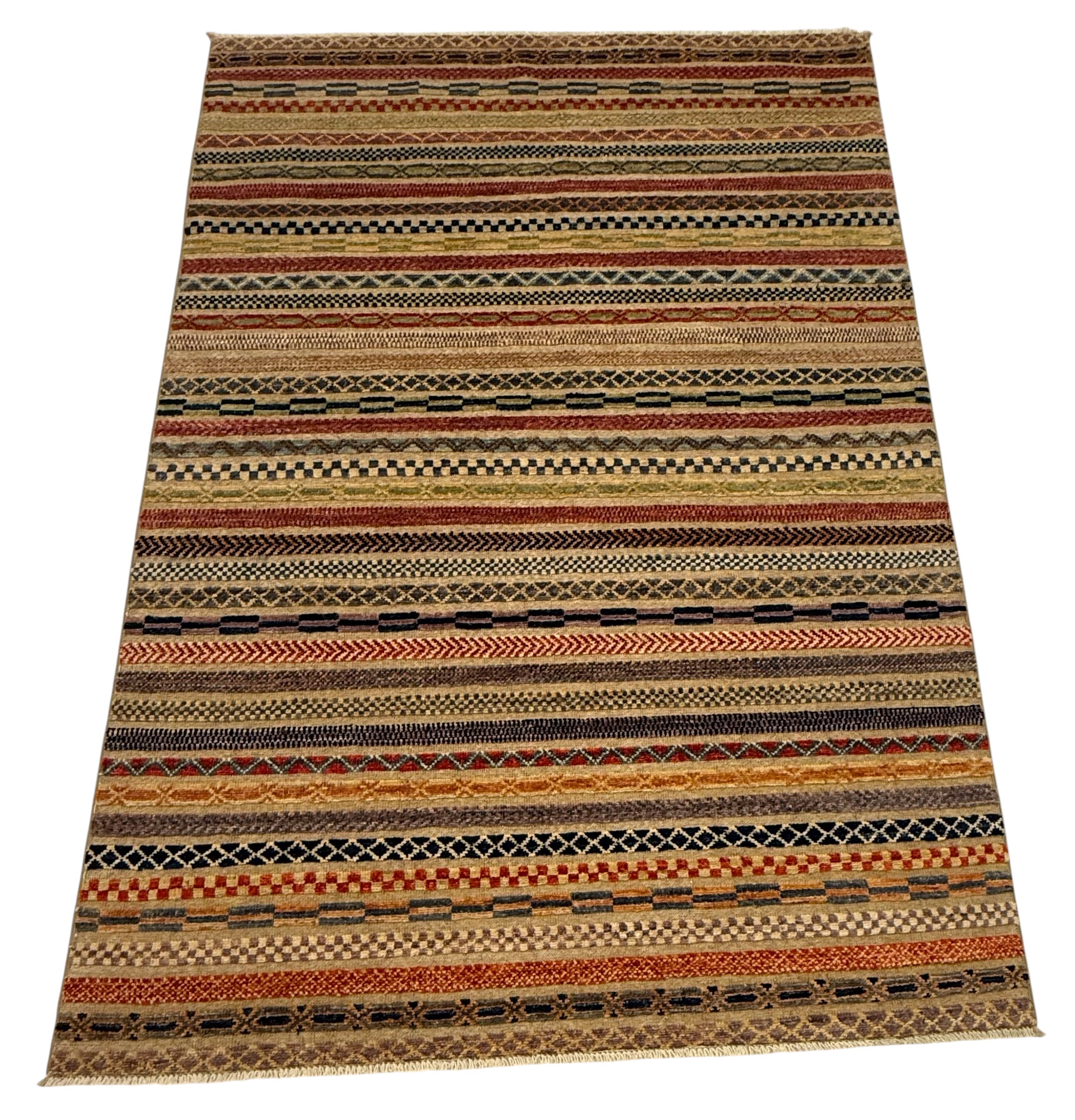 LORIBAFT GABBEH 123 x 178 CM