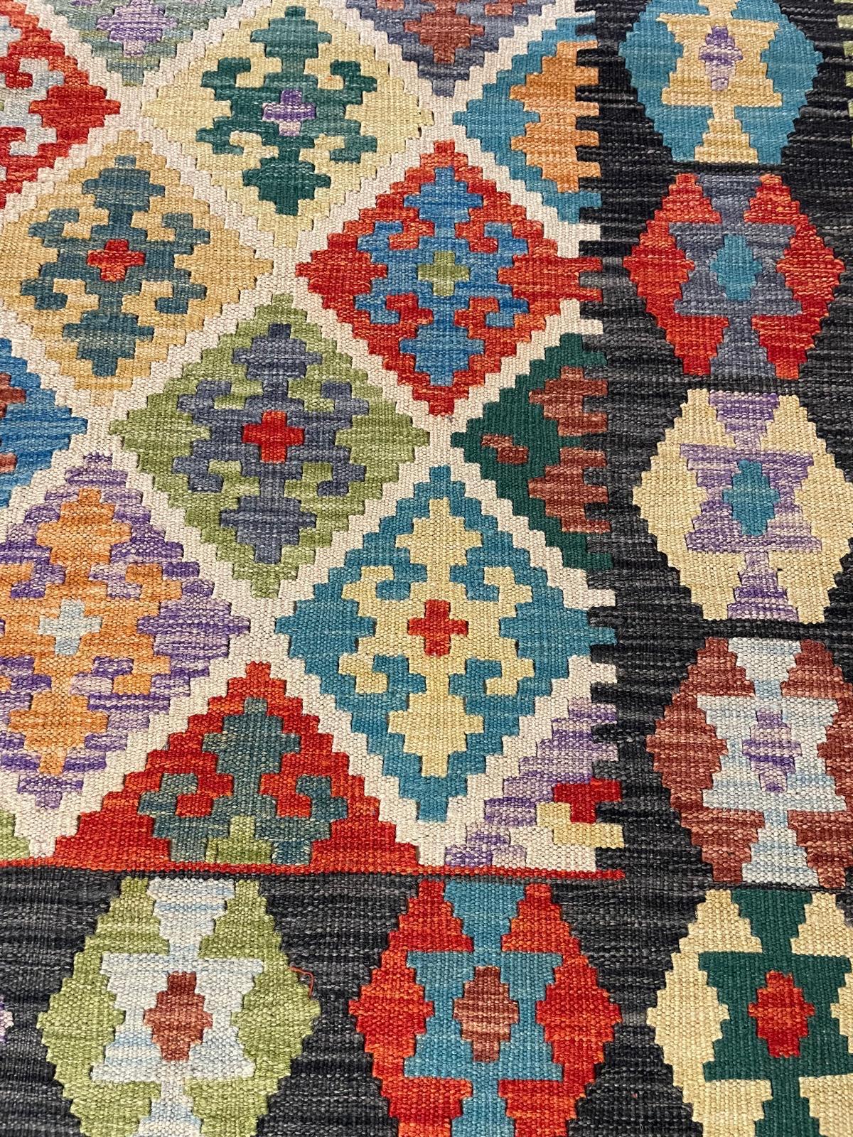 Handgeweven Afghaans Kelim Tapijt 202 x 304 cm | 100% Schapenwol