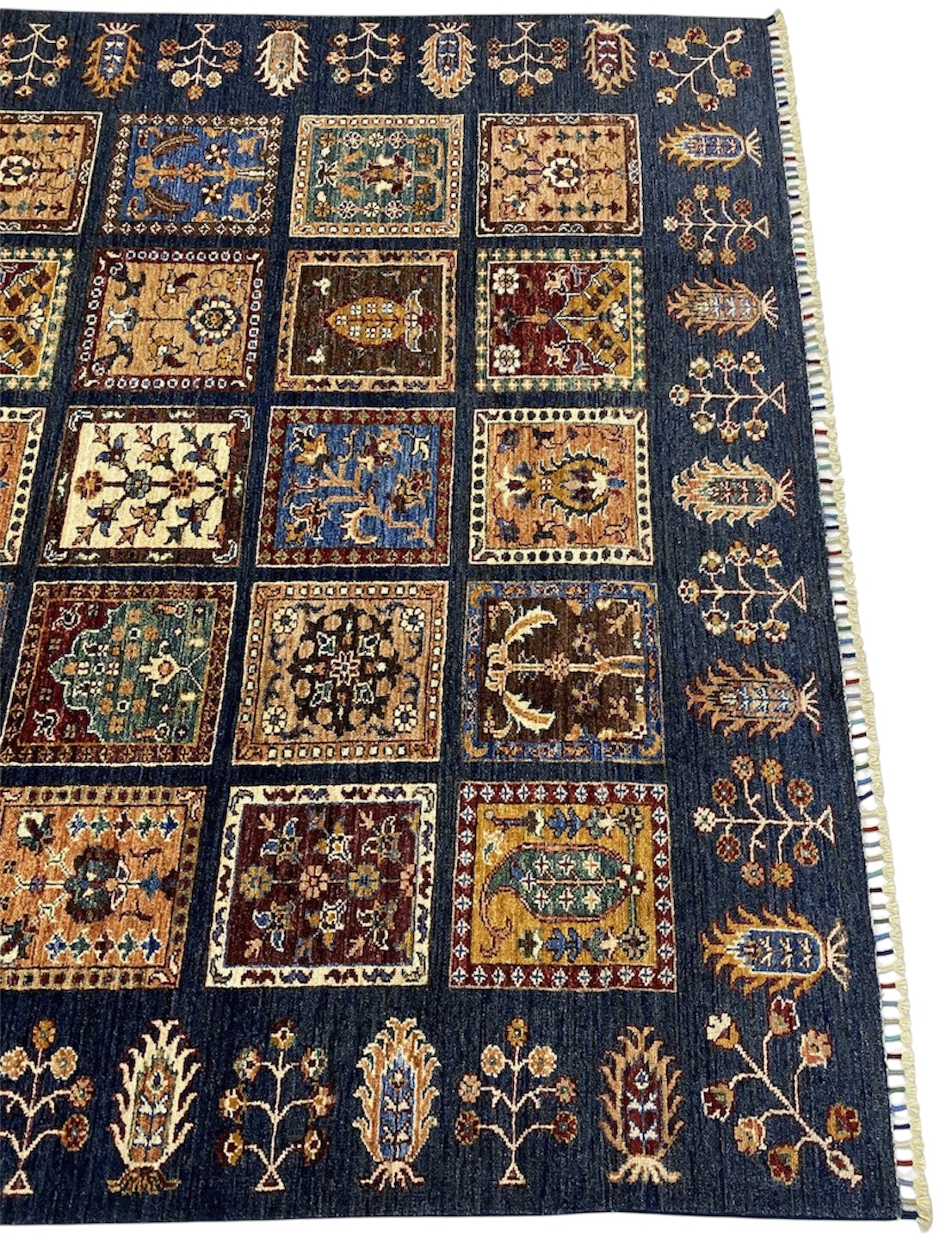 BAKHTARI GABBEH 174 x 238 CM