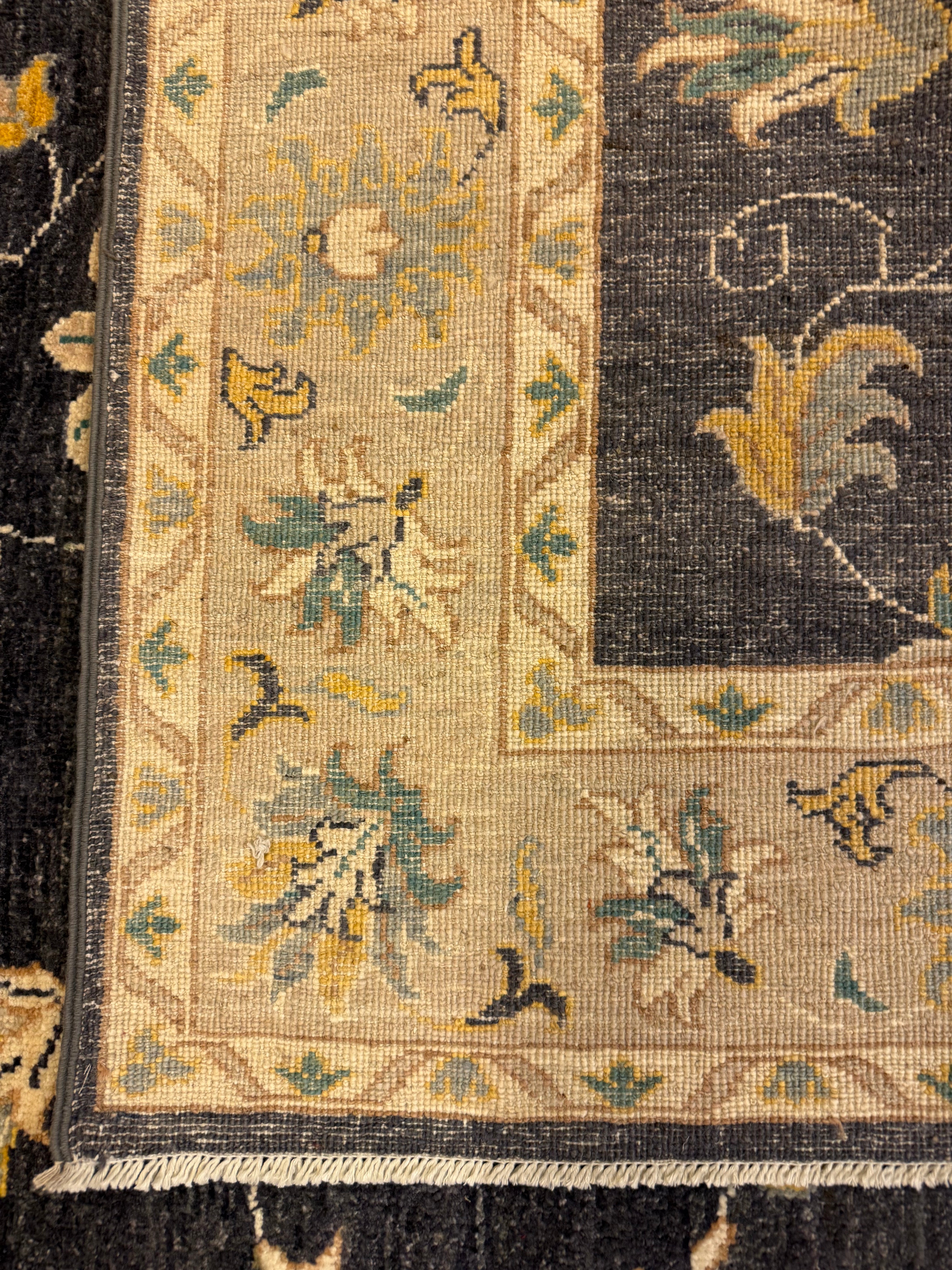 FARAHAN ZIEGLER 153 x 194 CM