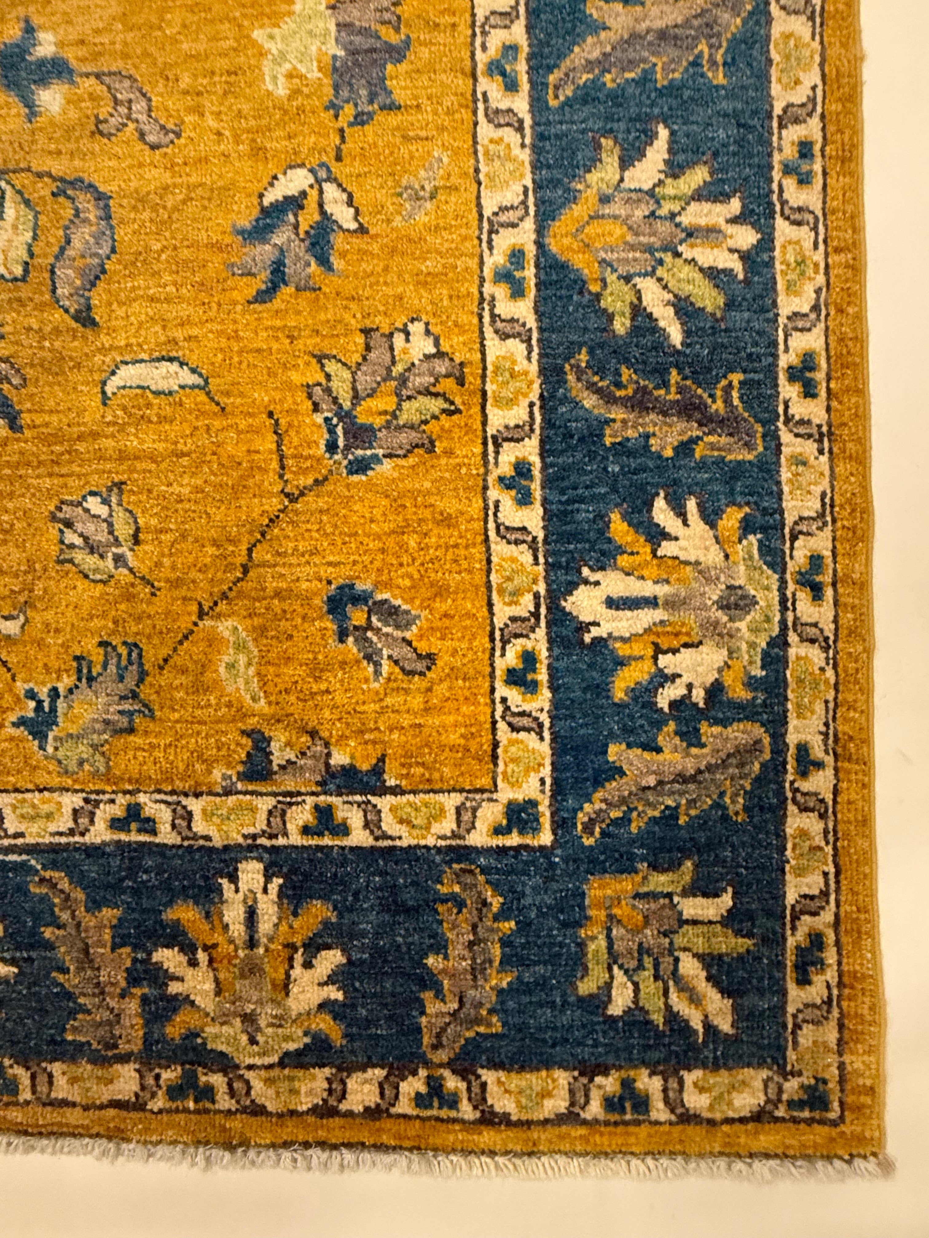 FIJN USHAK 123 x 185 CM