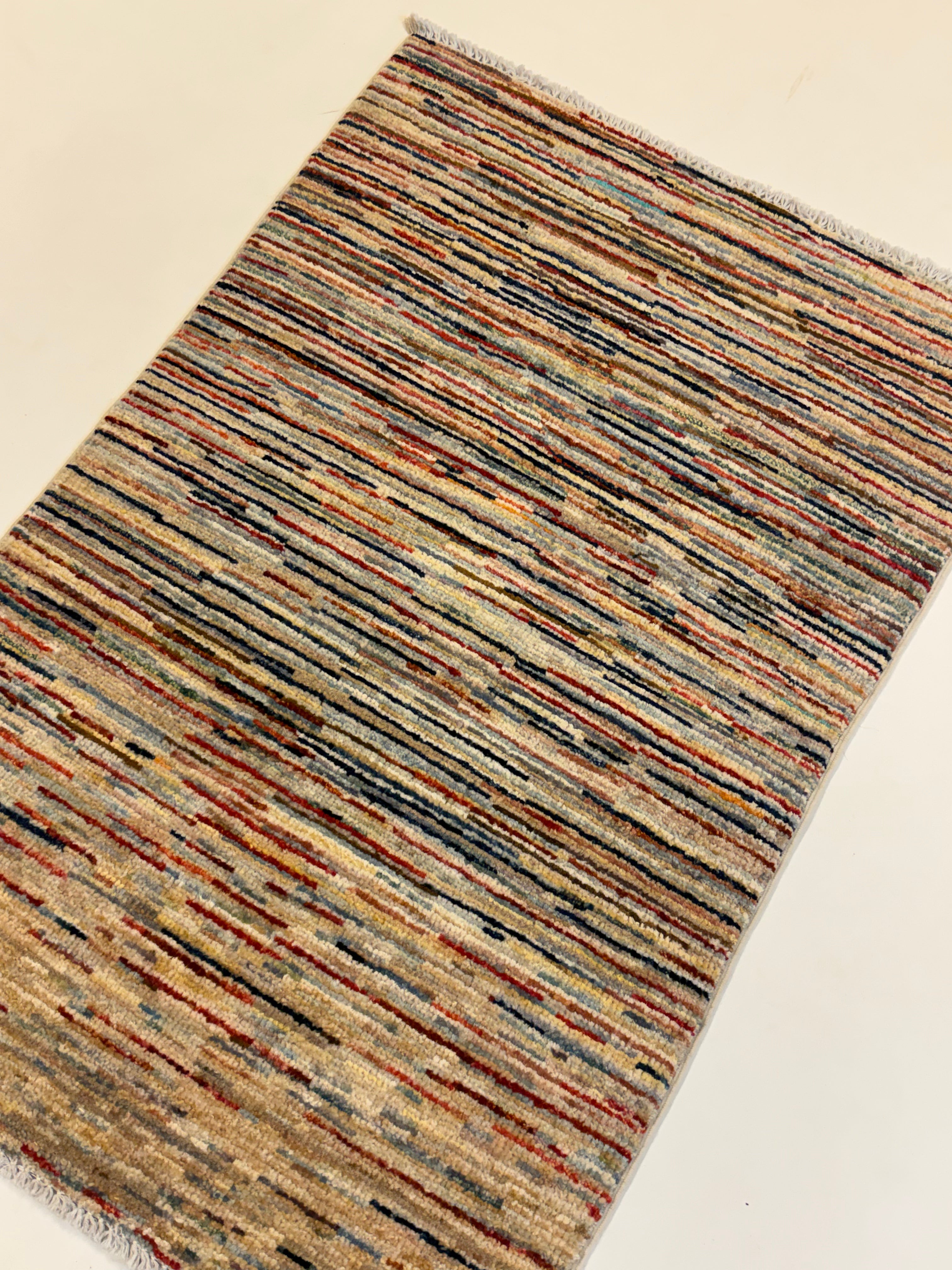 LINE GABBEH 63 x 96 CM