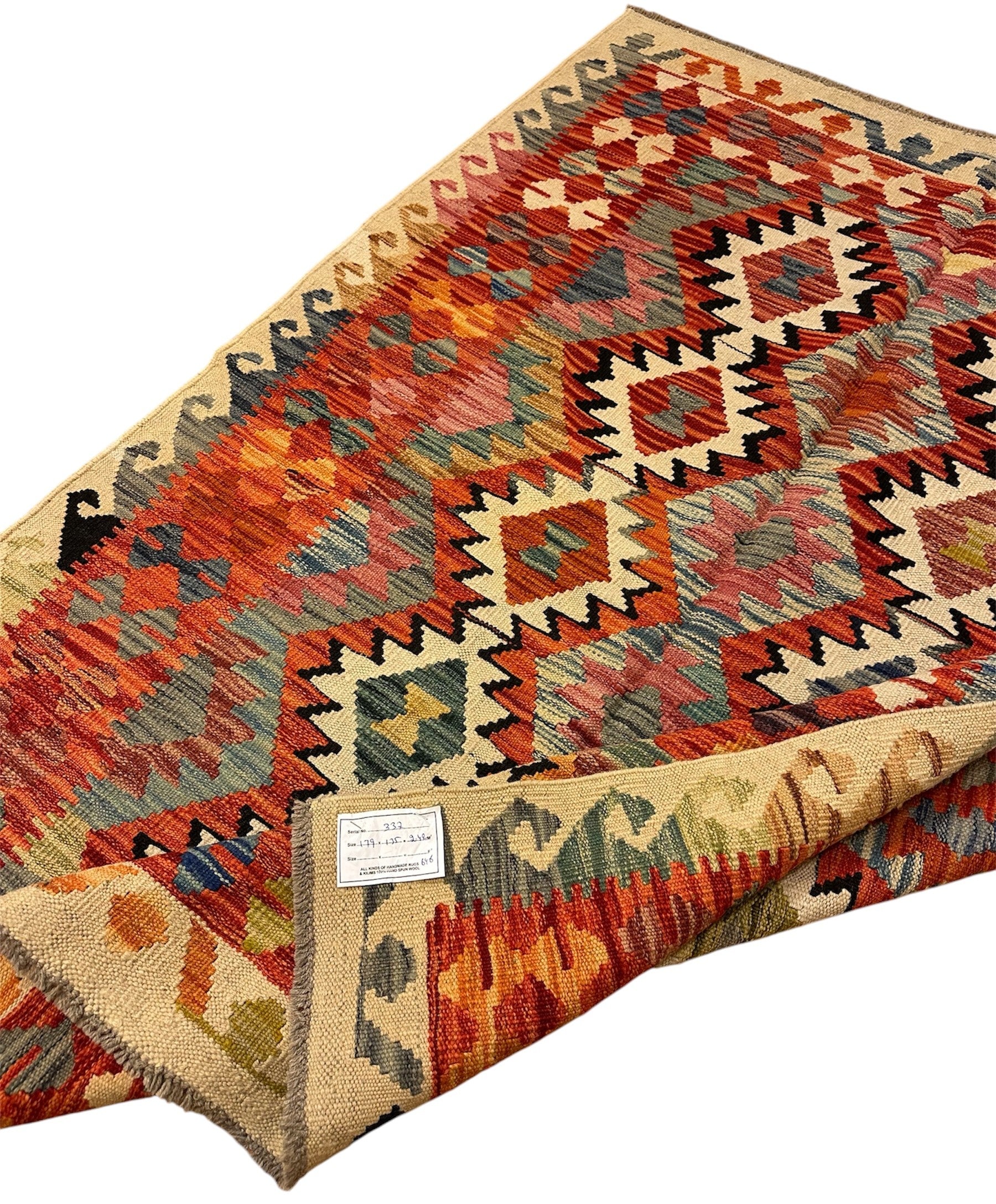 AFGHAANSE KELIM 135 X 179 CM