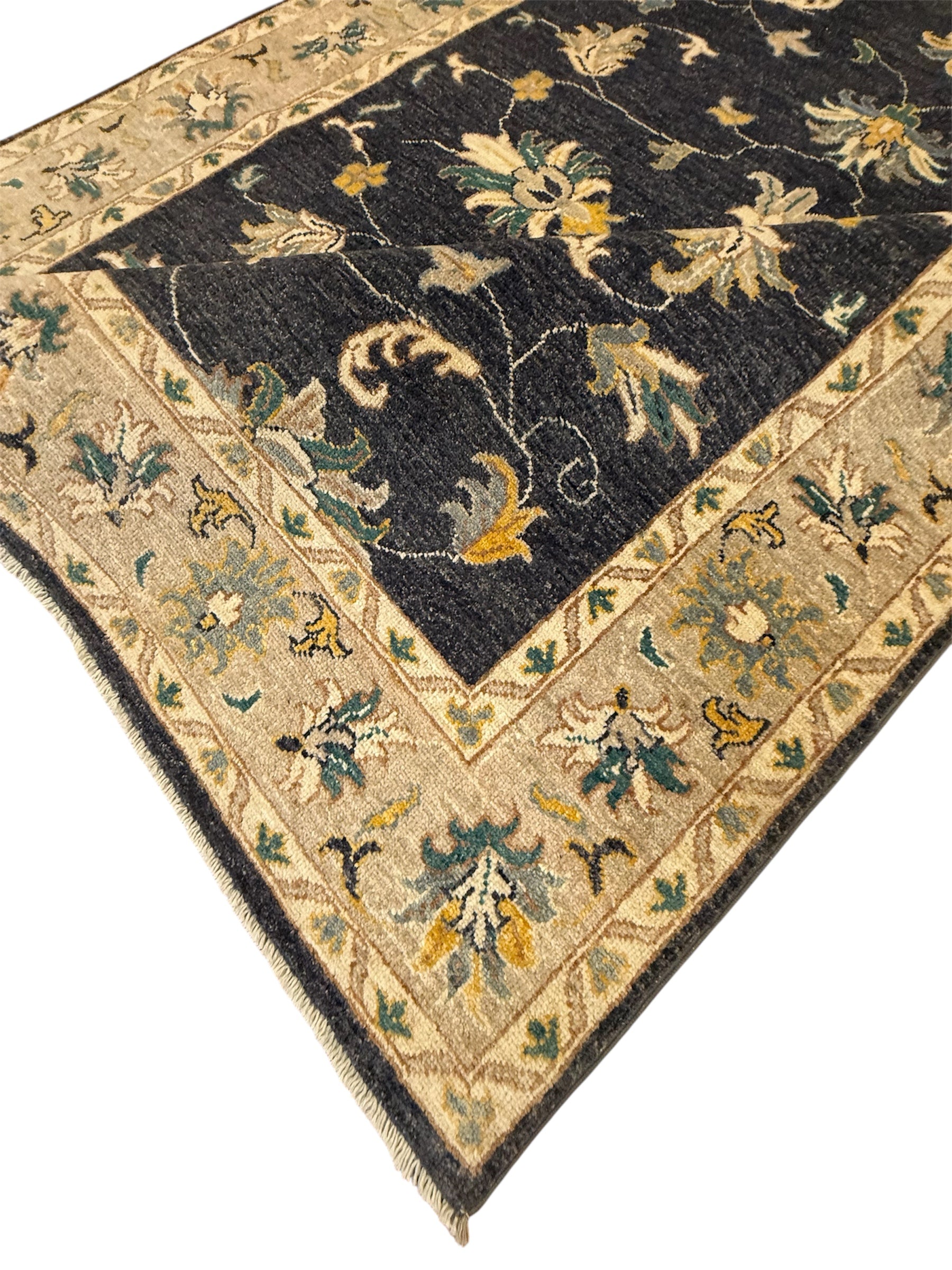 FARAHAN ZIEGLER 153 x 194 CM