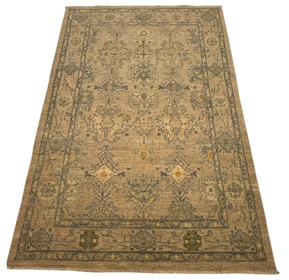 AFGHAANSE FIJN USHAK 125 x 186 CM