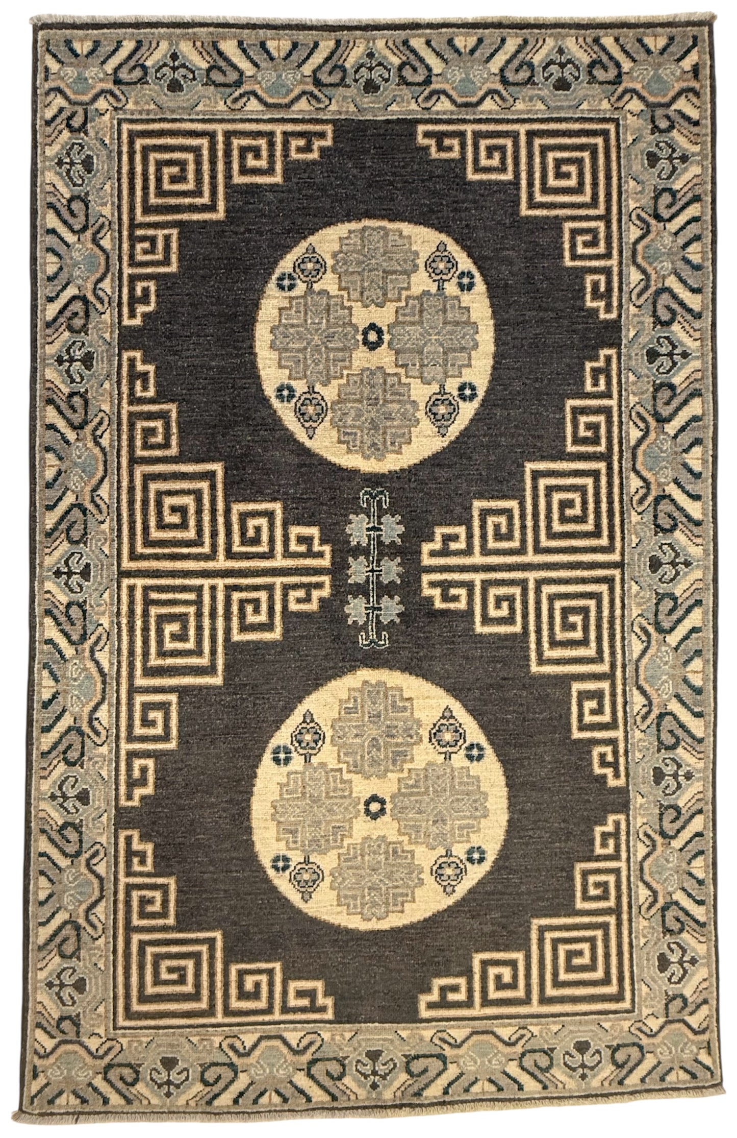 AFGHAANSE USHAK 117 x 185 CM