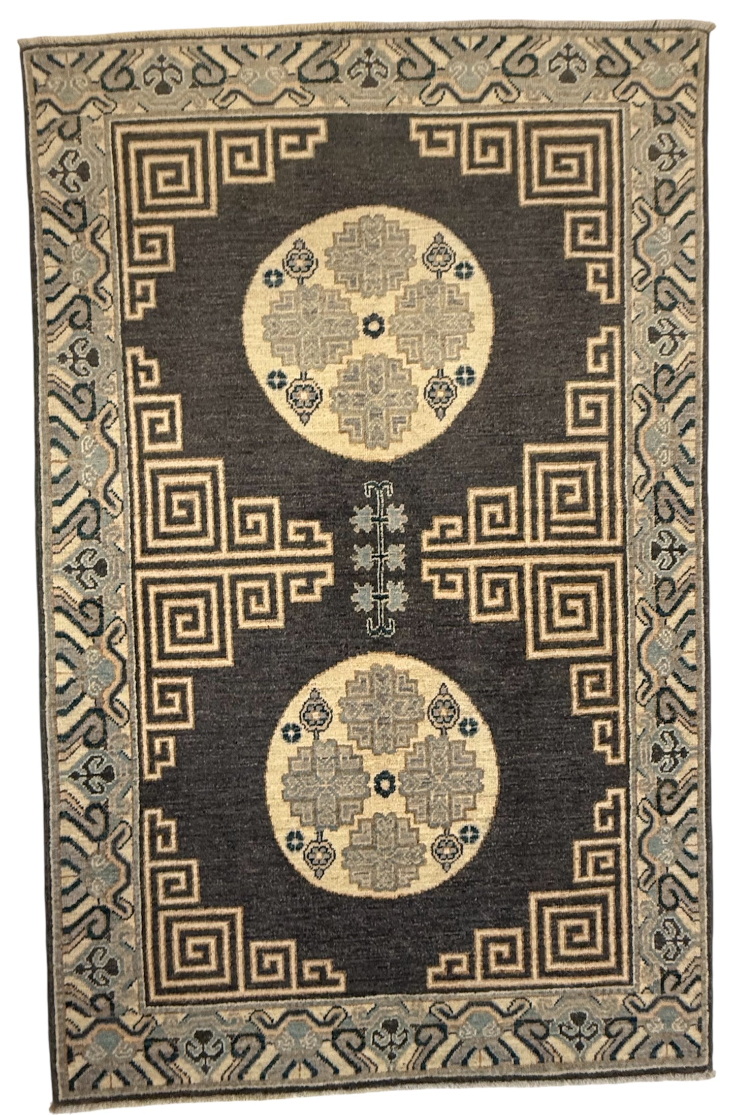 AFGHAANSE USHAK 117 x 185 CM