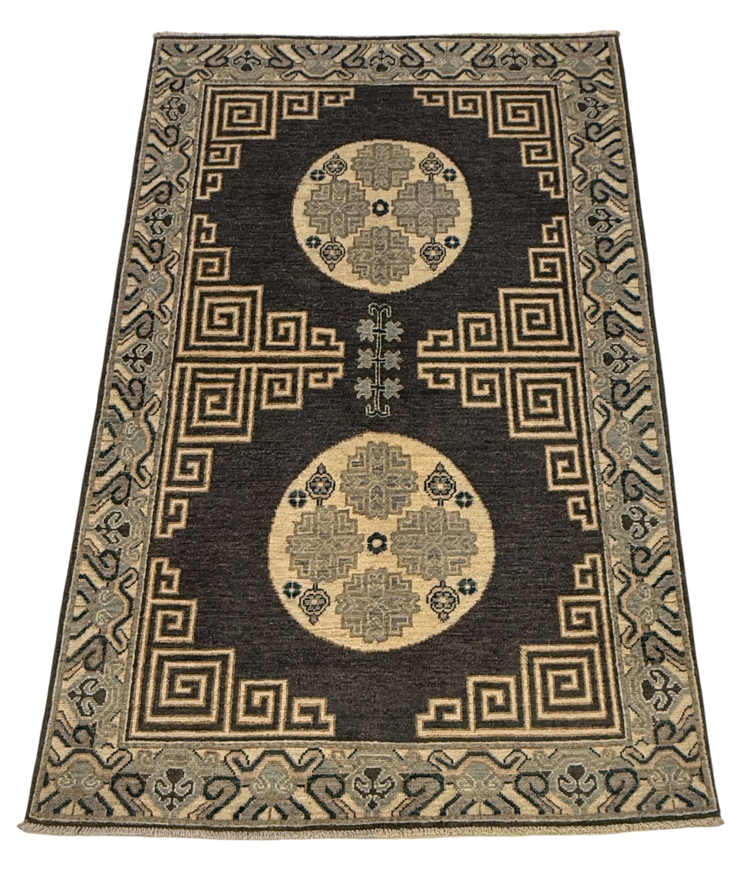 AFGHAANSE USHAK 117 x 185 CM