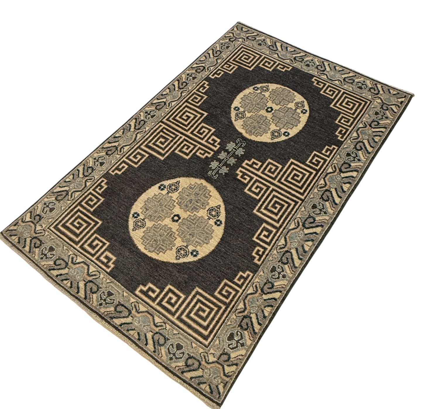 AFGHAANSE USHAK 117 x 185 CM