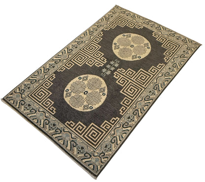 AFGHAANSE USHAK 117 x 185 CM