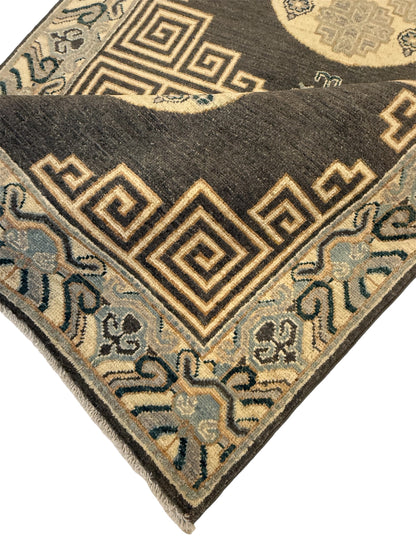 AFGHAANSE USHAK 117 x 185 CM